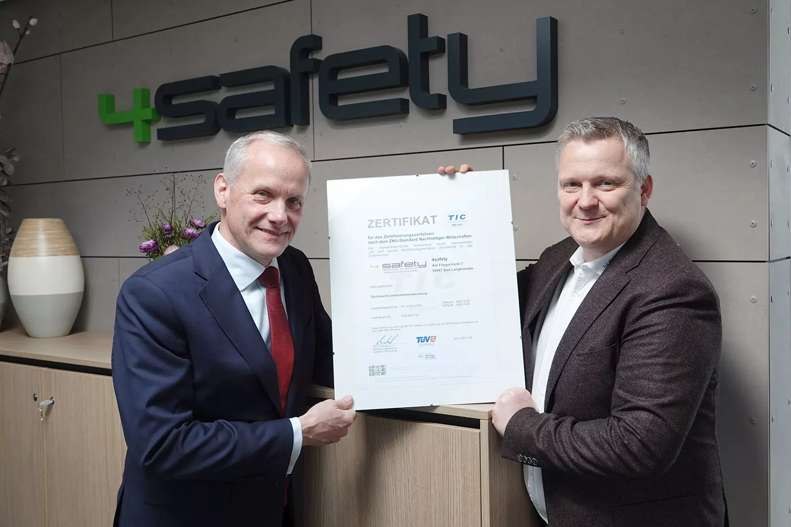 Zertifikatsübergabe bei 4safety